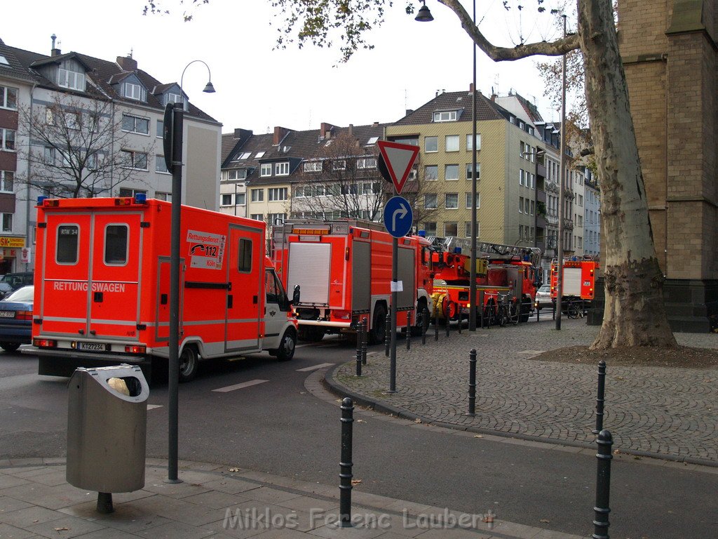 Brand Koeln Zuelpischerplatz 28.JPG